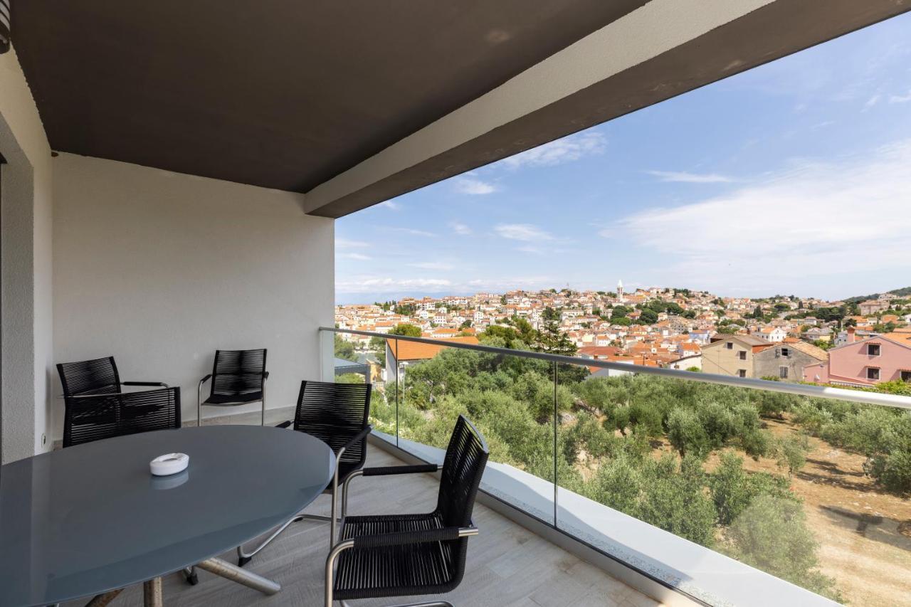 Apartments Tony Малий Лошинь Екстер'єр фото
