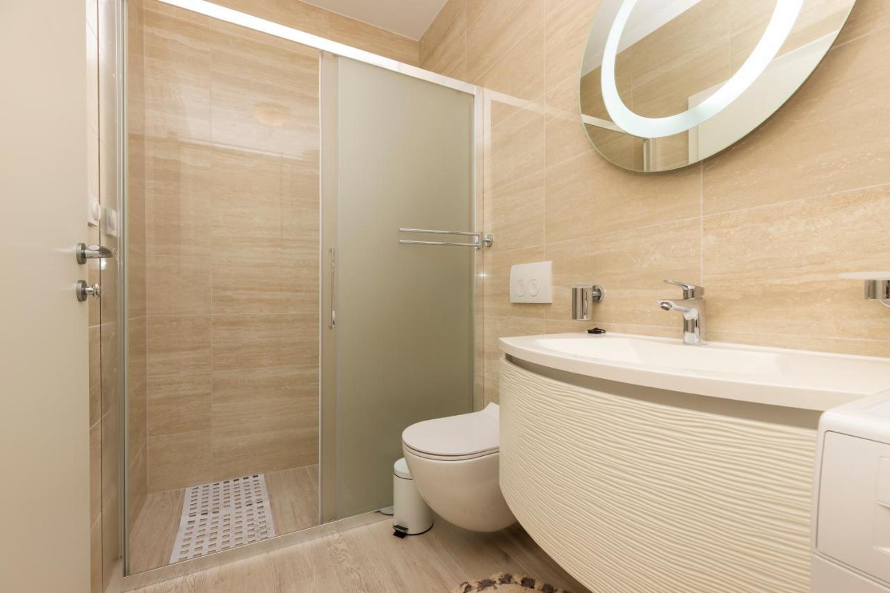 Apartments Tony Малий Лошинь Екстер'єр фото