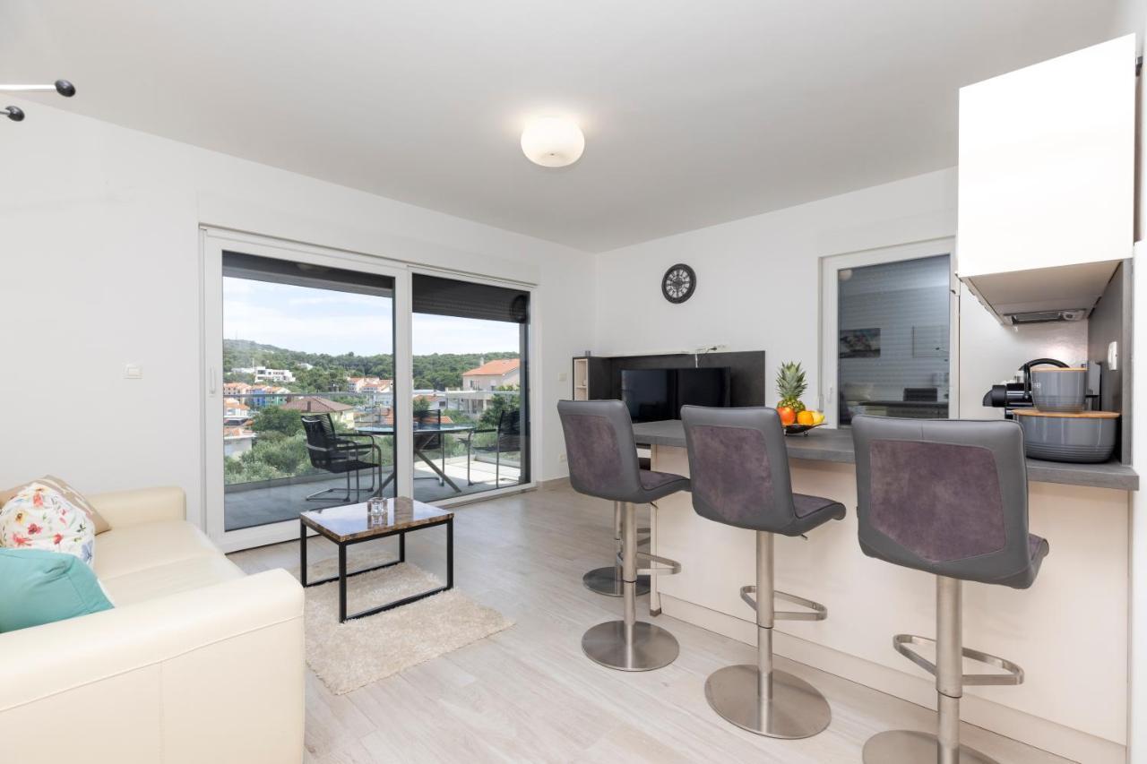 Apartments Tony Малий Лошинь Екстер'єр фото